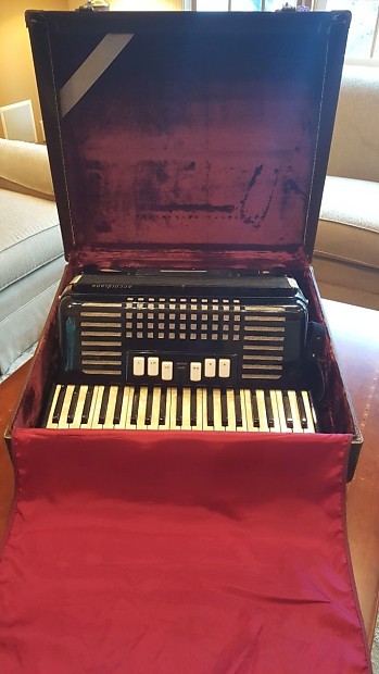 excelsior accordions history